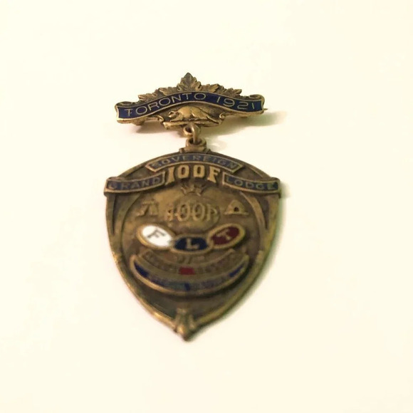 Vintage 1921 Toronto Sovereign 97th Annual Session Grand Lodge  Membership Pin - Picture 8 of 8